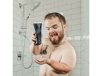 Angry Beards šampon proti prhljaju BUSH SHAMAN 230 ml