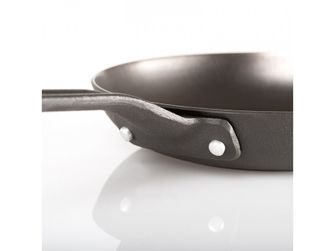 GSI Outdoors litoželezna ponev Guidecast Frying Pan 305 mm